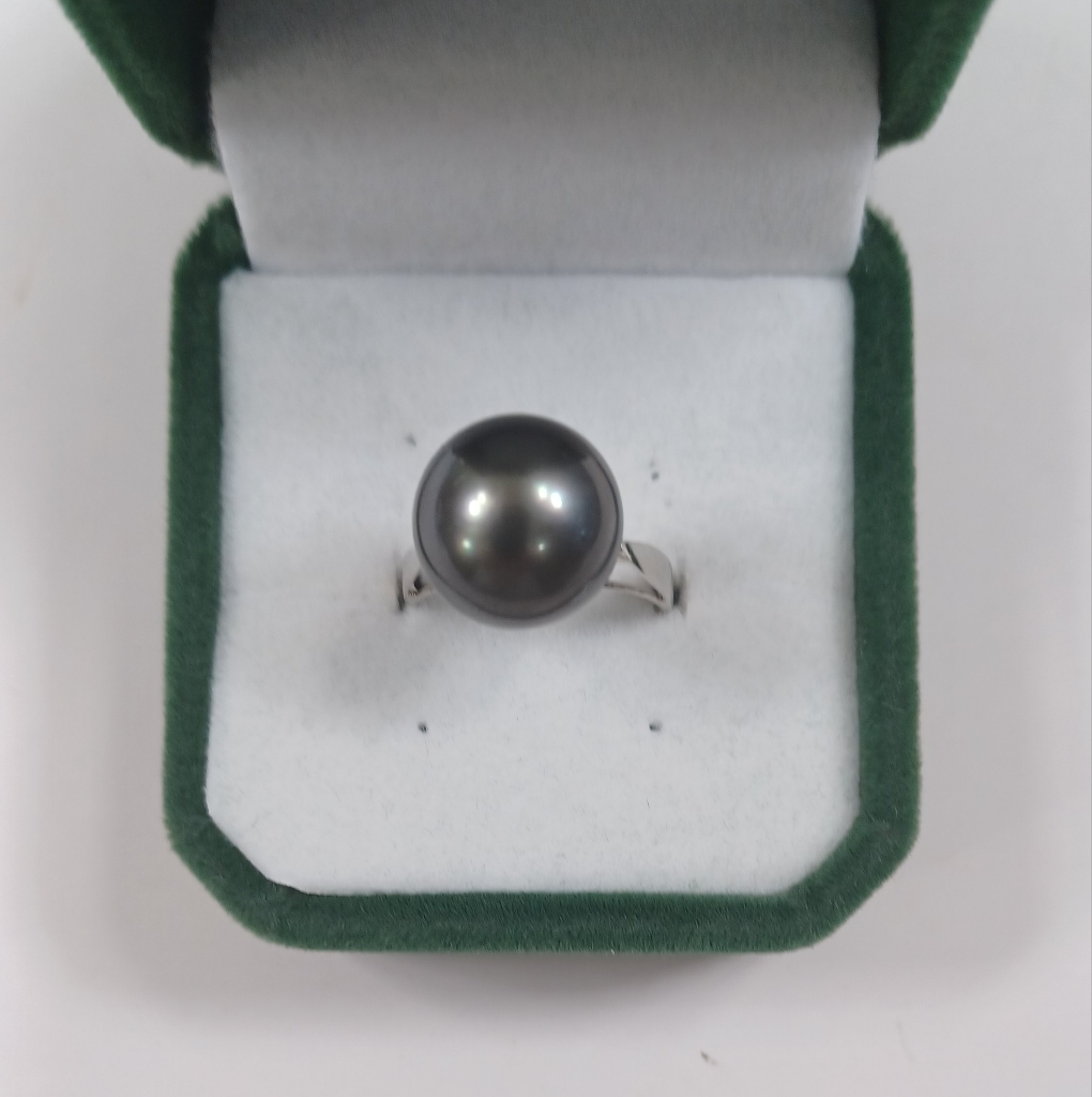 Authentic Black Pearl Ring With 14k White Gold Size 65 125mm 289$
